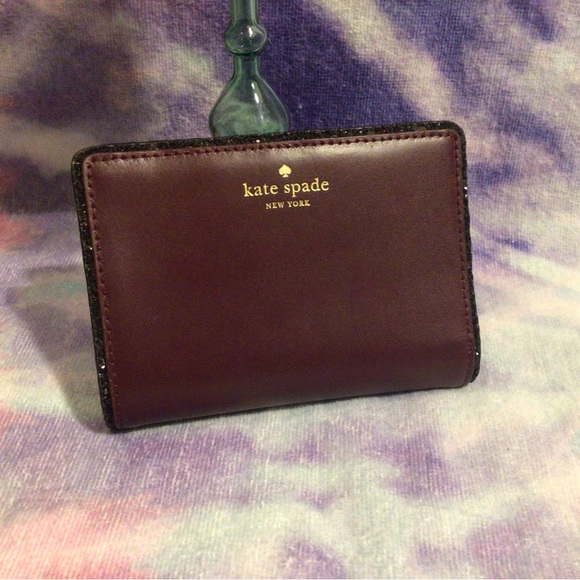 Kate Spade Bifold Wallet - Picture 9 of 14